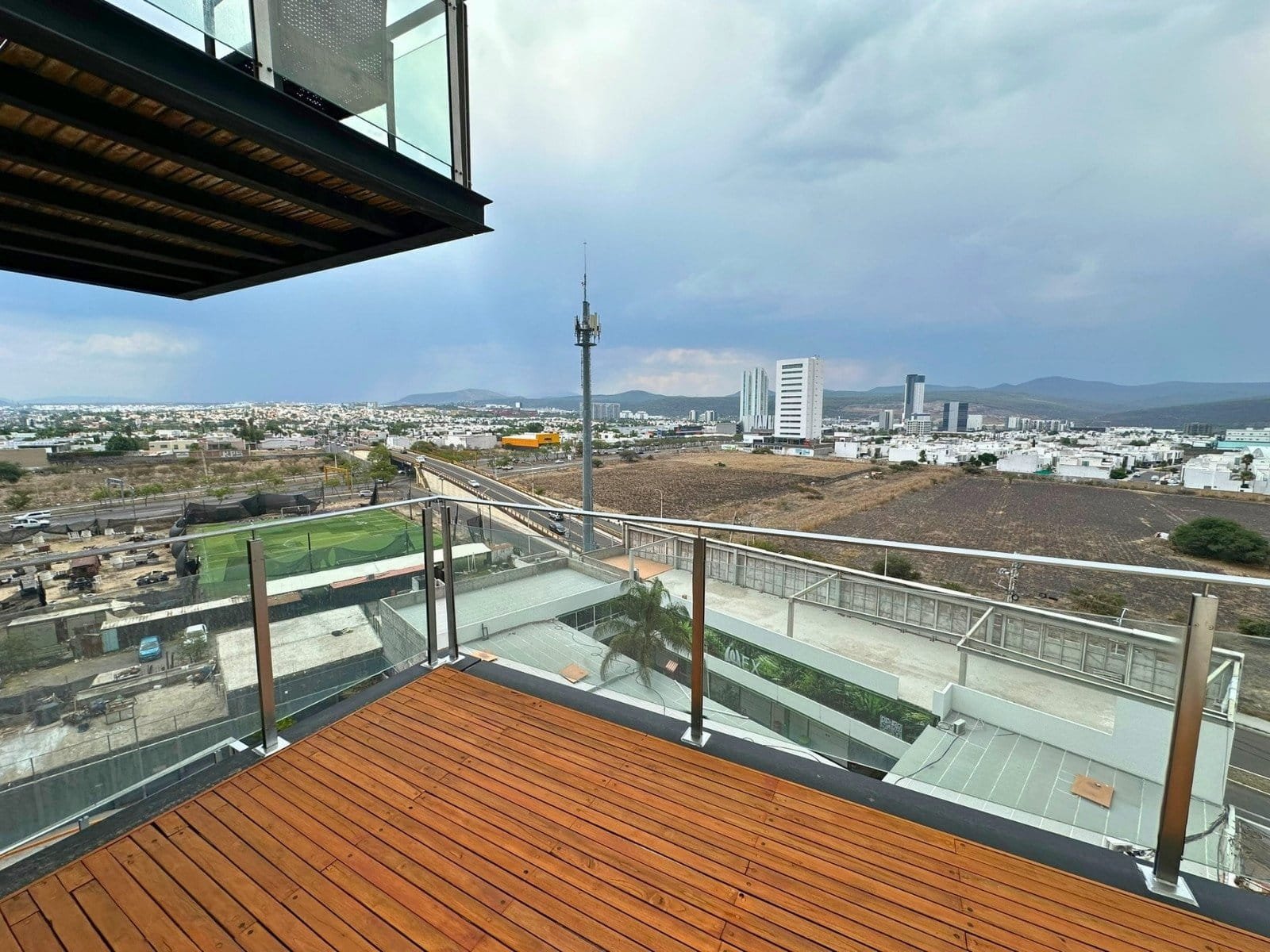 balcón de departamento en Biosfera Towers Juriquilla, Querétaro.
