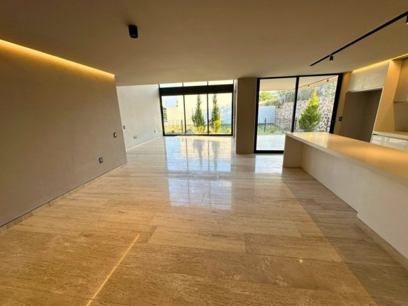 sala y comedor de casa en campanario norte, Querétaro.