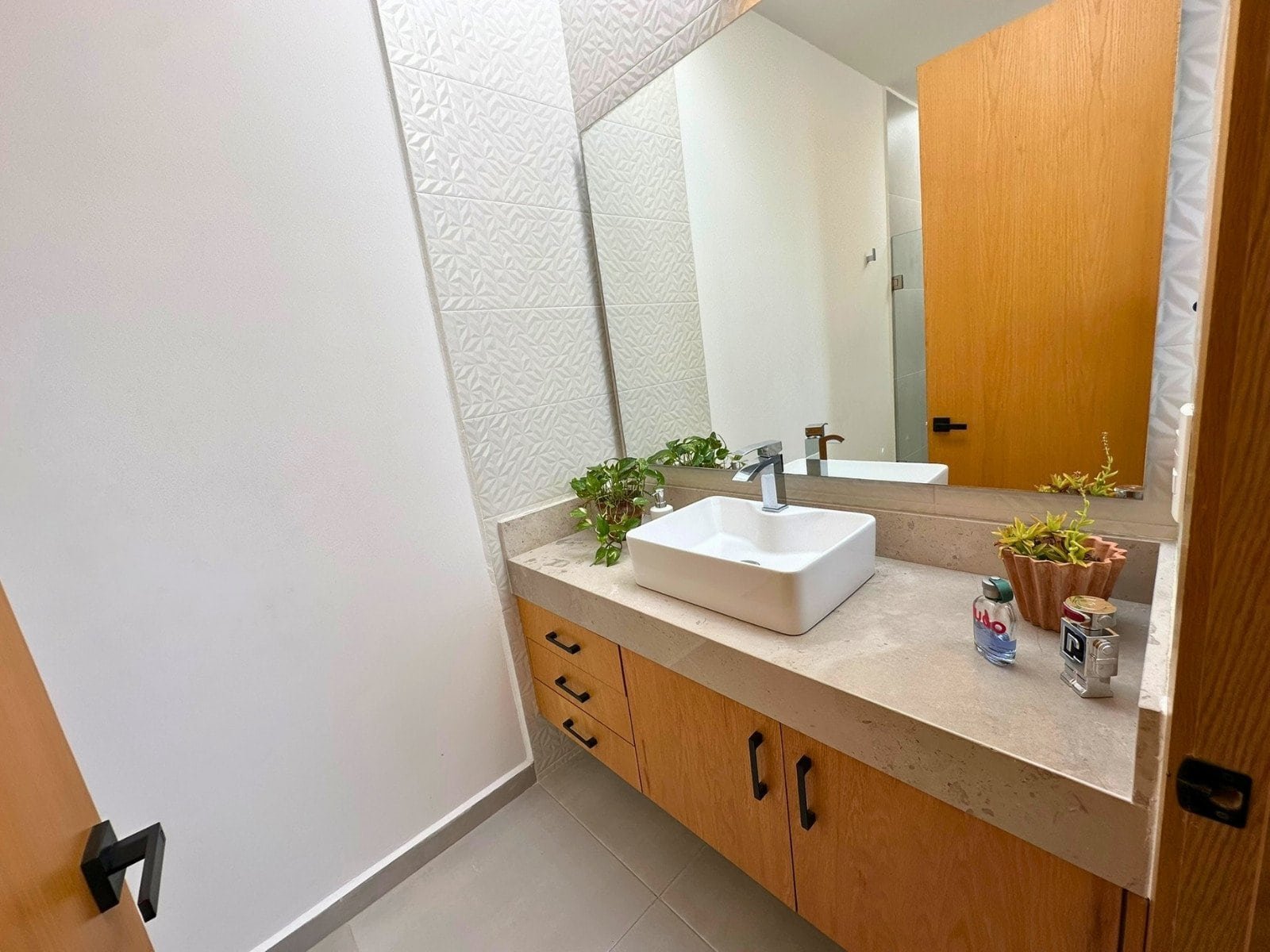 baño 3 de casa en Zibatá con recámaras muy amplias.