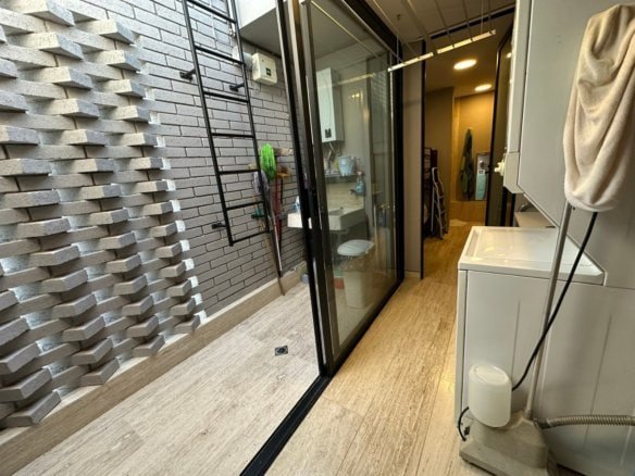 cuarto de servicio de casa en residencial mayorazgo.