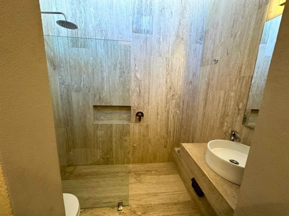 baño 2 de casa en residencial mayorazgo.