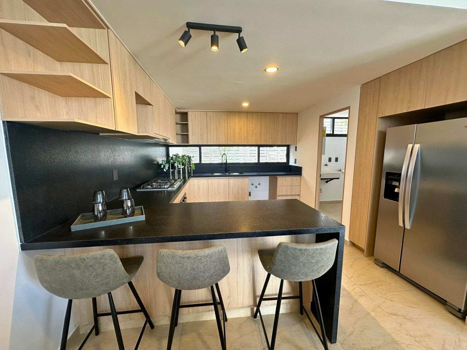 cocina integral de casas en Zibata con jardín amplio de 90m2!