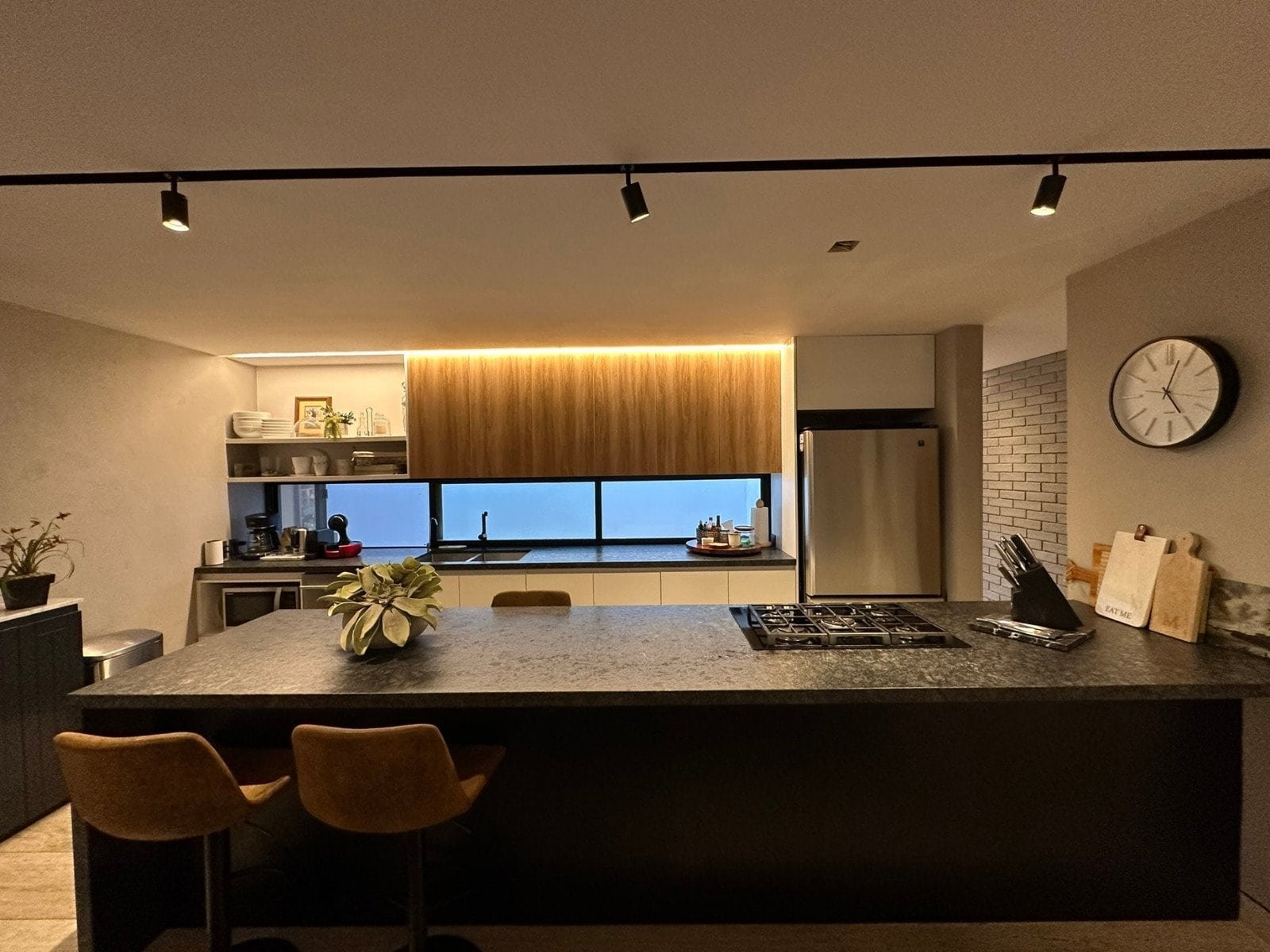 cocina integral de casa en residencial mayorazgo.