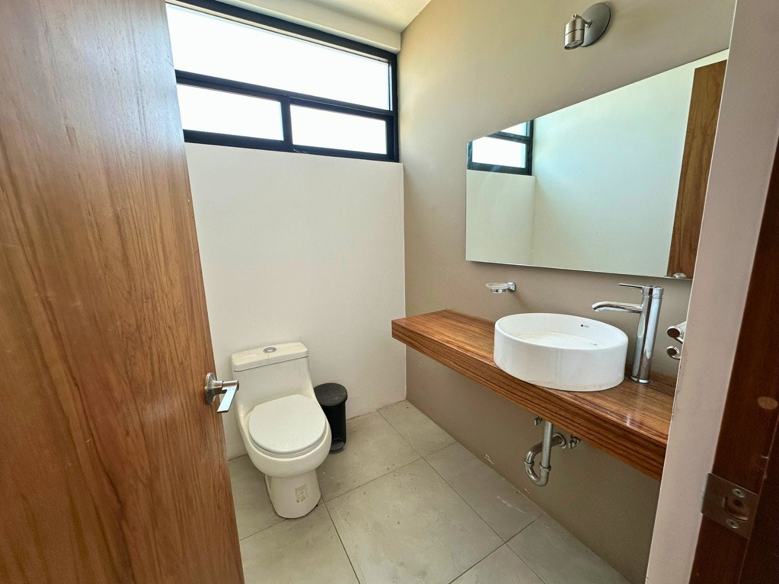 medio baño de casa en Zibatá cerca de la Anáhuac