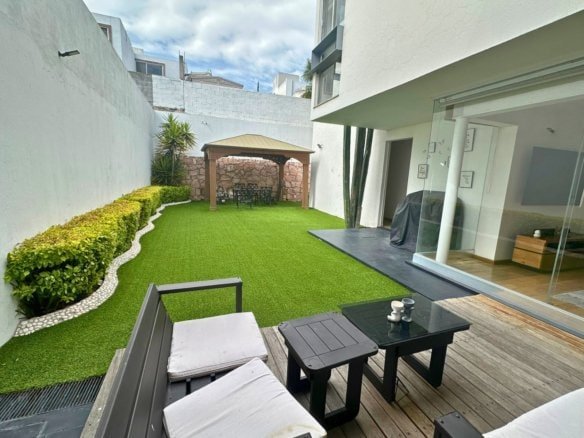 terraza de casa con recámaras amplias en Cumbres del Lago Juriquilla, Querétaro.