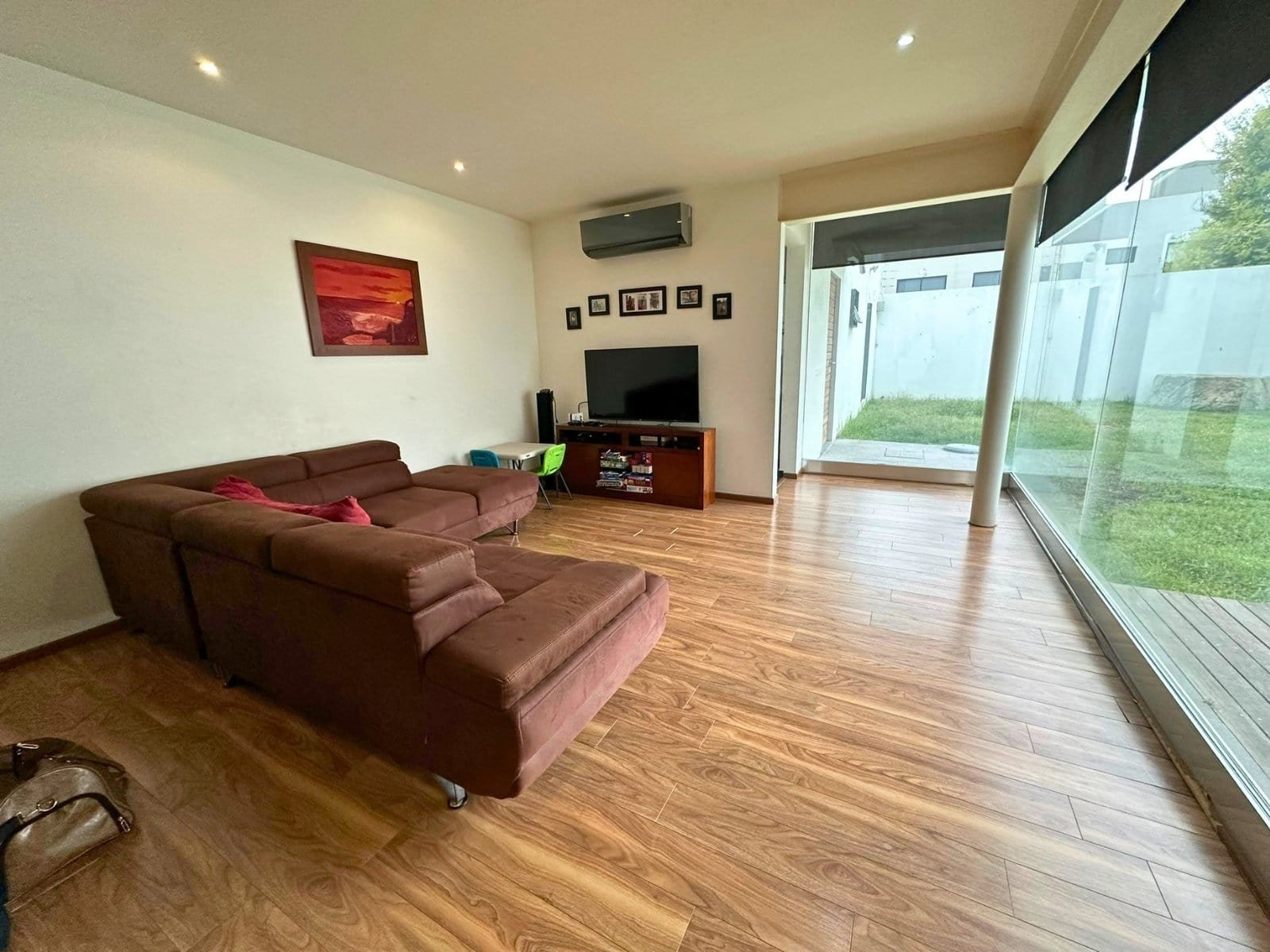 sala 2 de casa de oportunidad en Cumbres del Lago, Juriquilla.