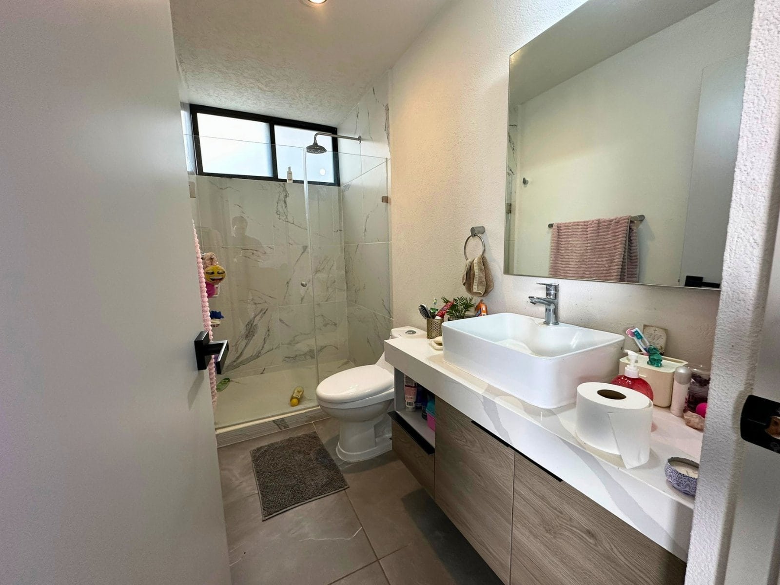 baño 2 de casa en venta en Sabino Zibatá, Querétaro.