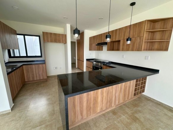 cocina integral de casa en lomes de Juriquilla