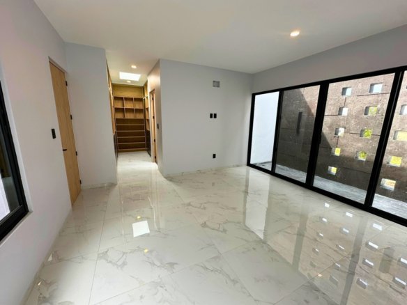 recámara principal de casa en Residencial El Mayorazgo, Querétaro.