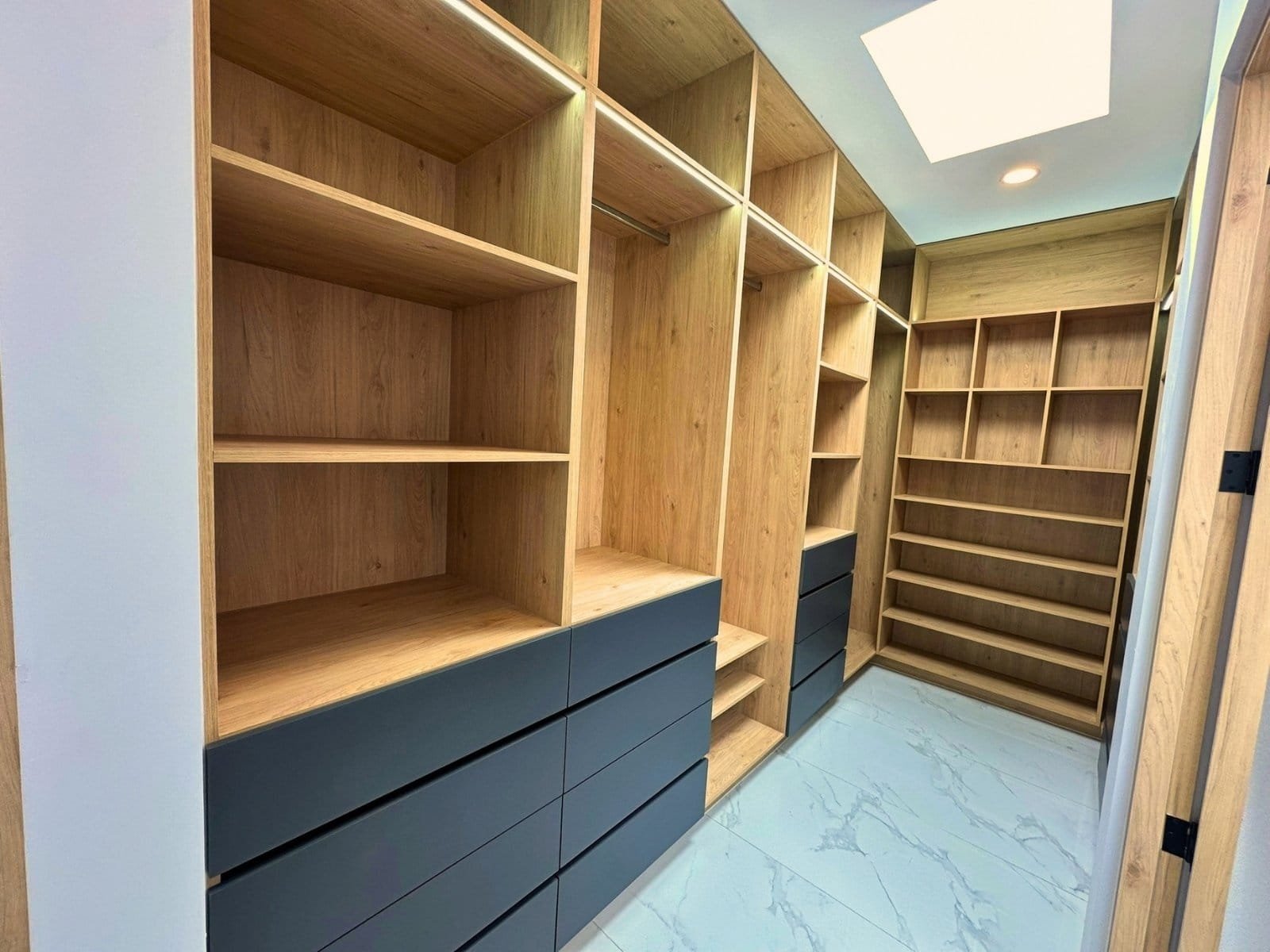 vestidor de casa en Residencial El Mayorazgo, Querétaro.