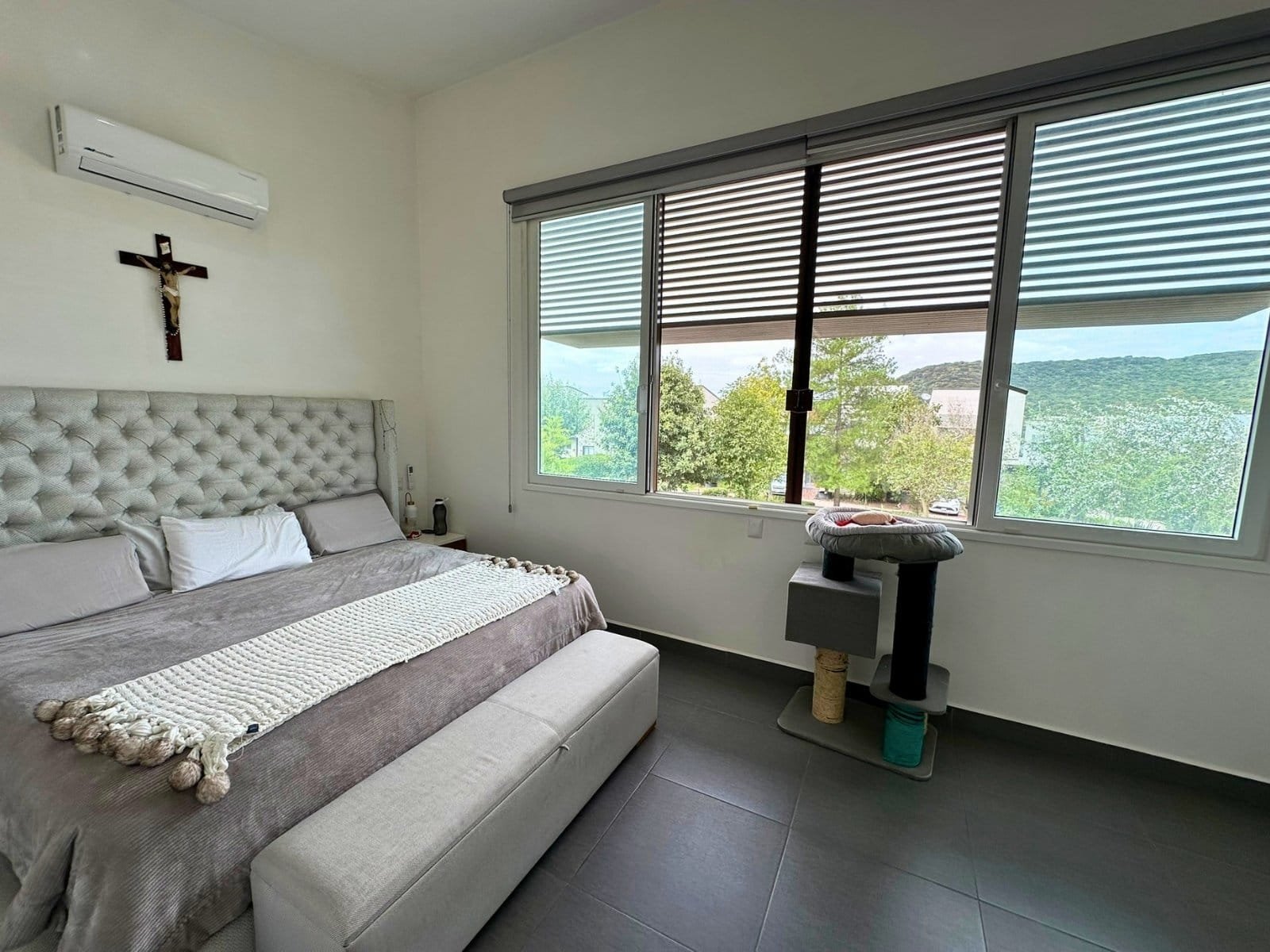 vista recamara principal de casa en venta en Altozano de 4 recámaras.