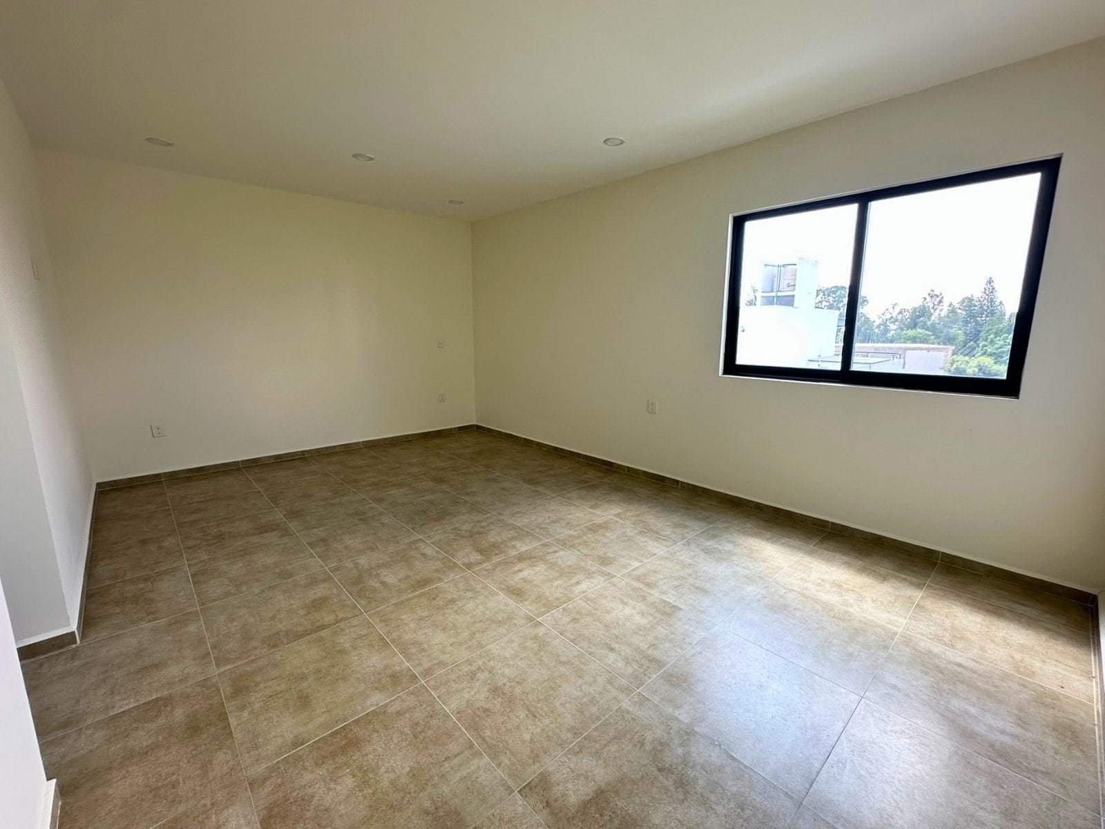 25 recámara principal de casa en lomes de Juriquilla