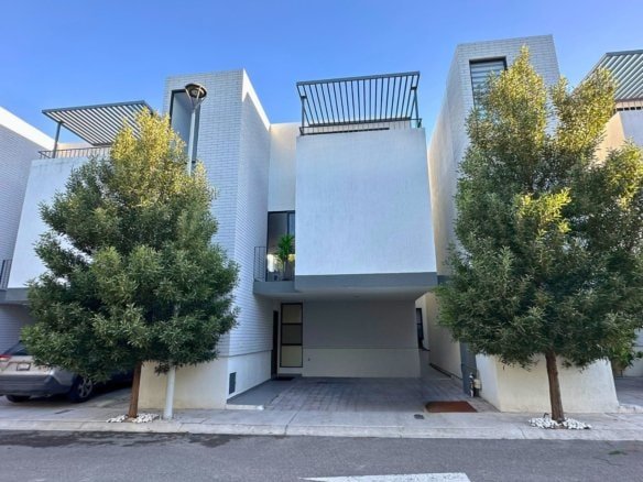 fachada de casa en venta en Sabino Zibatá, Querétaro.