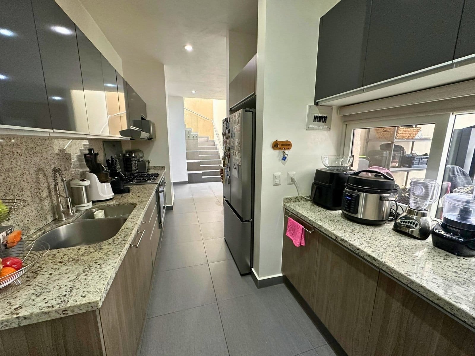 cocina integral de casa en venta en Altozano de 4 recámaras.