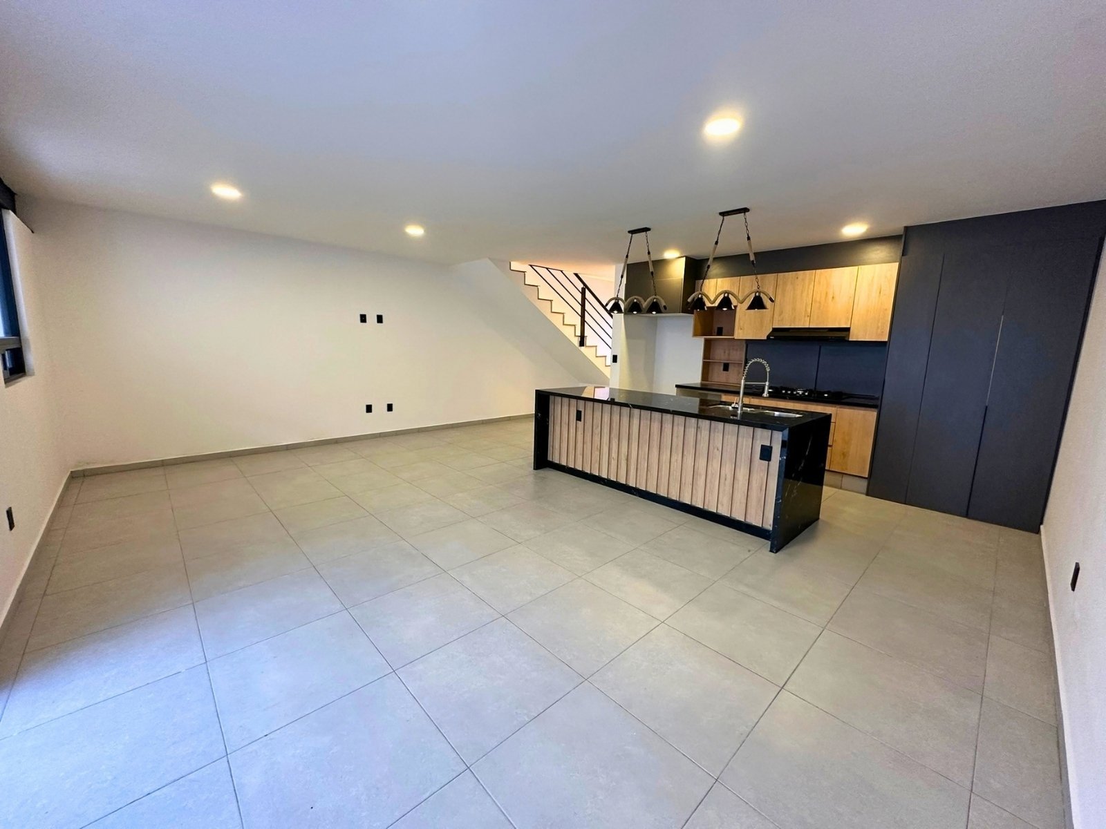 sala y comedor de casa en venta en Samare Zibatá